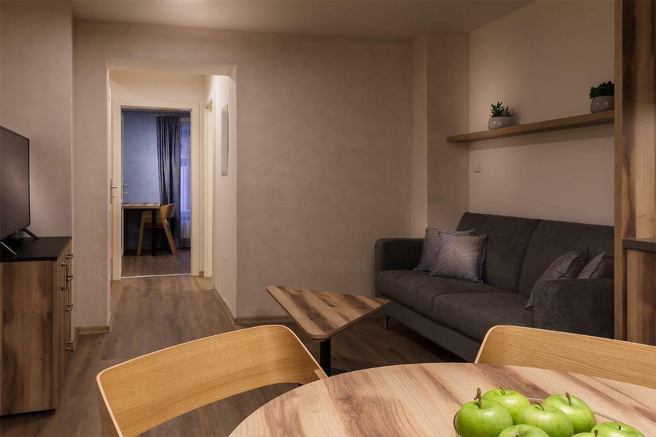 Appartement Hnizdo à Mikulov Extérieur photo